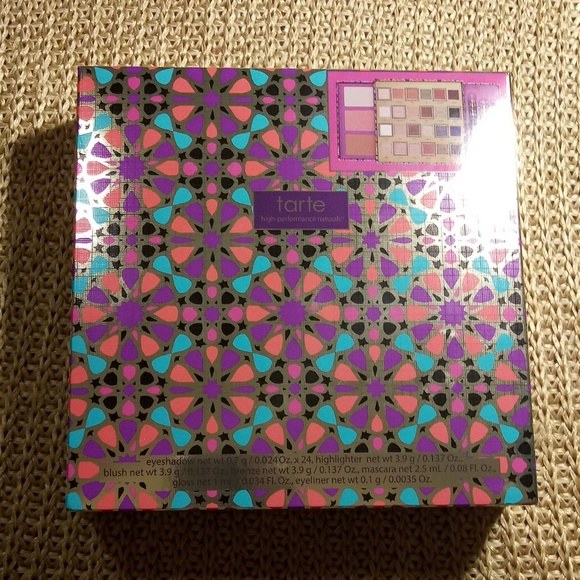 AMAZING TARTE TARTIEST TROVE COLLECTOR'S SET